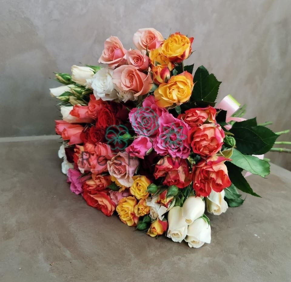 Букет цветов из: Розы в Новодмитриевской