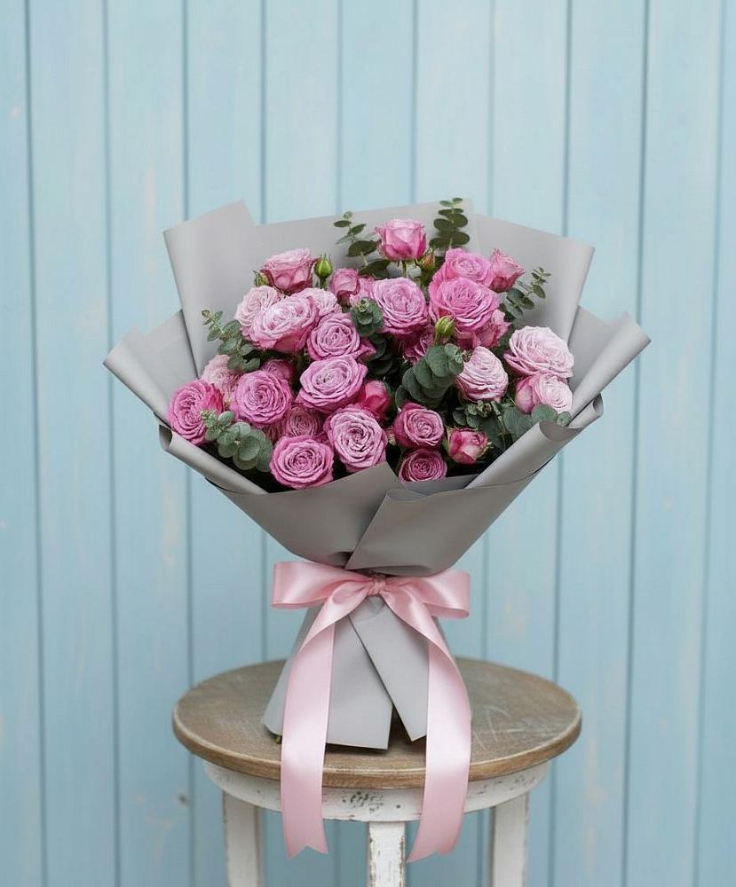 Композиция Яркий комплимент в Новодмитриевской Букет цветов из: Розы в Новодмитриевской