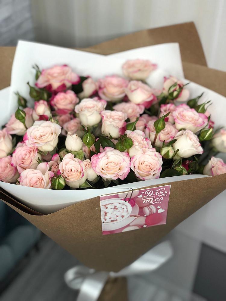 Букет теплый ветер в Новодмитриевской Букет цветов из: Розы в Новодмитриевской