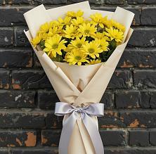 Букет Желтое настроение в Новодмитриевской Букет цветов из:  Хризантемы в Новодмитриевской