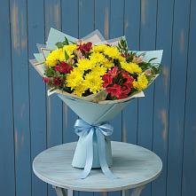 Букет сочные брызги в Новодмитриевской Букет цветов из:  Альстромерии и Хризантемы в Новодмитриевской