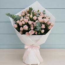Букет цветов из:  Розы в Новодмитриевской