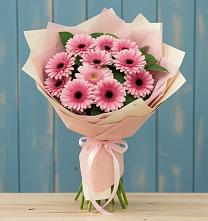 Букет пурпурно-розовый в Новодмитриевской Букет цветов из:  Герберы в Новодмитриевской