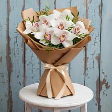Букет цветов из:  Орхидеи и Розы в Новодмитриевской